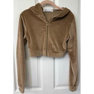 Roma Concepts velour zip hoodie crop light brown small